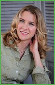 Visionary: Lisa Bay Santiago