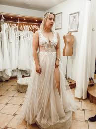 Die verspielten brautkleider von mia lavi sind filigran, zart und romantisch. Brautkleidsuche 30 Hochzeitskleider Und Das Kleid Meiner Traume