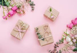 A personalized memory box the newlyweds can use to store ticket stubs, special photos, and other sentimental trinkets. Best Wedding Gifts Unique Ideas For Every Couple And Budget Woman Home
