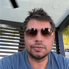 Prateek Jain (CA, CFA Level III Candidate) Email & Phone Number