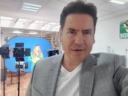 Edna Gallo (@EdnaG2)