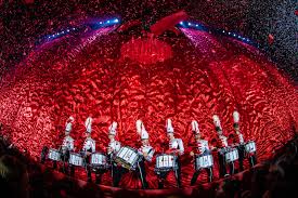 De grootste amstelkroeg van nederland opent in 2022 alweer voor de 23e keer haar deuren in rotterdam ahoy. Jubal Drummers In Vrienden Van Amstel Live Korpsmuziek Nl