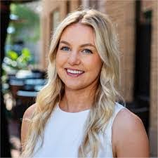 Katie Montroy's Instagram, Twitter & Facebook