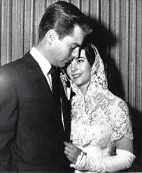 Natalie Wood Robert Wagner Get Married Natalie Wood Hollywood Couples Hollywood