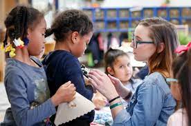 10 Tell-Tale Traits Of A Stellar Preschool Teacher - Cadence Education