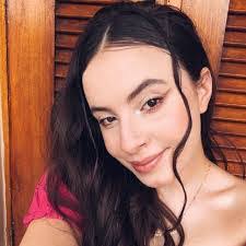 Amanda Balon's Instagram, Twitter & Facebook