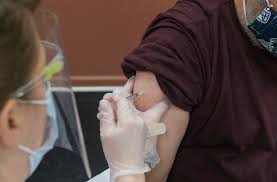 Pour le passeport vaccinal, le département de khalid ait taleb a mis à la disposition des citoyens le site électronique du ministère il suffit de cliquer sur: Vaccination Des Francais De L Etranger Que Sait On Asfe