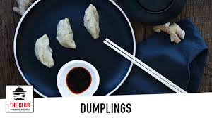 The dumplings that i've been eating growing up are northern this is the sauce my family uses for all the homemade dumplings. Dumplings Momos Einfach Selber Machen Theclub Ch Rezept 119 Youtube