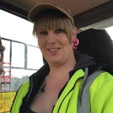 Aimee Pooley's Instagram, Twitter & Facebook