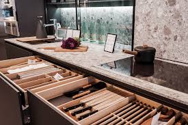 Cocinas de diseño, modernas cocinas de lujo. La Tienda De Cocinas Santos Docrys Dc Abre Su Cuarto Estudio En Madrid