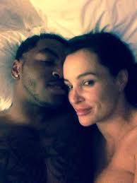 Deadspin | Notre Dame WR Takes Cute Selfie In Bed With Porn Star Lisa Ann