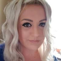 Michelle Manz's Instagram, Twitter & Facebook