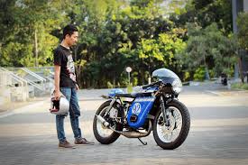 Karena saat ini, motor rx king sudah tidak lagi di produksi maka banyak orang yang bersaing untuk mencari jenis. Yamaha Rx King 135 Cafe Racer Bikebound