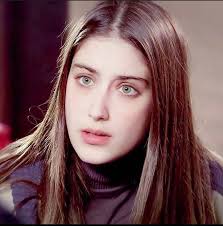 1 291 Me Gusta 20 Comentarios Hazal Kaya Hazalleylakaya En Instagram Feriha Guzel Hazalkaya Turkish Women Beautiful Beauty Turkish Beauty