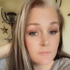 Roxanne Dodd's Instagram, Twitter & Facebook