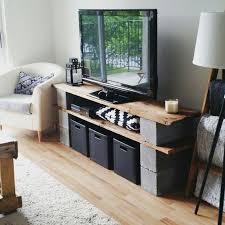 Deco Appartement Pour Homme 21 Idees De Decor Masculin En 2020 Deco Appartement Idee Deco Appartement Meuble De Television