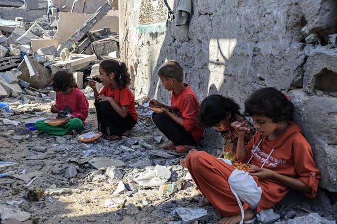 Katliam durmaksızın sürüyor; Gazze'de ölü sayısı 35 bin 386'ya çıktı - TR724