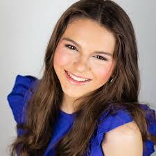 Laura Ethridge's Instagram, Twitter & Facebook