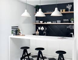 Un nuancier de couleurs de peinture est toujours bien utile quand on cherche à repeindre les murs de la chambre, du salon, et de n'importe qu'elle autre pièce de la maison. Couleur Cuisine Idees De Peintures Pour Votre Cuisine Zolpan