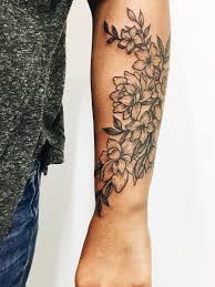 Are you considering getting a tattoo? 30 Flower Tattoos For Passionate Men 2021 The Trend Spotter