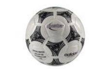 Jouer le match d'ouverture d'une coupe du monde de football est à la fois un honneur et aussi gros coup de pression. Ballon Officiel De La Coupe Du Monde 1994 Aux Etats Unis Questra D Adidas De Adidas