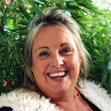 Great to have time with Jill Weir 🤍 we met many years ago and bonded over  our passion for beauty, that is still the same today!