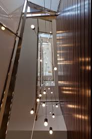 cr 300914 22 contemporist escaleras flotantes lamparas modernas escaleras iluminacion