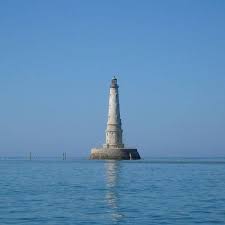 C'est l'un des monuments incontournables de la région. Cordouan Lighthouse By Boat