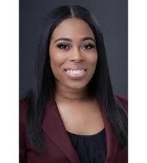 Savannah Lake's Instagram, Twitter & Facebook