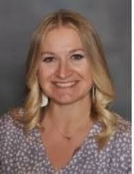 Kristie Bowling's Instagram, Twitter & Facebook