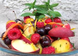Nage De Fruits Frais En Infusion De Verveine Les Epices Rient