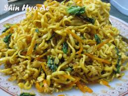 But, what should i make? Mie Goreng Telur Shinhyoae