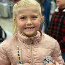 Ashley (@ashley.marlow) • Instagram photos and videos