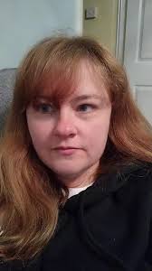 Leanne Comer (@leannec73)