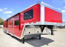 44 Living Quarter Gooseneck Trailer Beckercustomtrailers Gooseneck Lqtrailer 12lq Carhauler Racehauler Racetrack Aluminumtrailer Atc Livingquarters Toy Hauler Trailers Car Hauler Trailer Enclosed Car Trailer