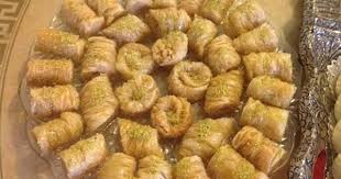 بقلاوة اقتصادية2 لسهرات رمضان الجزء2وطريقة عجينة الفيلو Baklava Et Comment Faire La Patte Filo Frech Youtube Food Middle Eastern Sweet