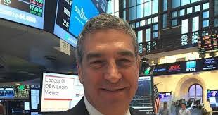 Glenn Bierman's Instagram, Twitter & Facebook