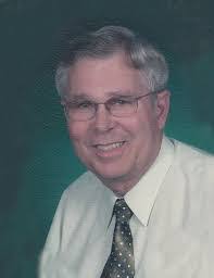 Evelyn Jewell's Instagram, Twitter & Facebook