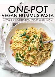 Ein Pot Creamy Hummus Pasta In 2020 Hummus Pasta Vegan Pasta Dish Vegan Pasta Recipes