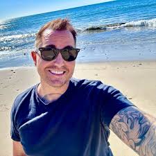 Bike rebuild: looking for swing arm bag recommendations