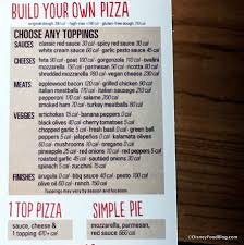 First Look And Review Blaze Fast Fire D Pizza In Disney Springs The Disney Food Blog Pizza Applewood Bacon Disney Food Blog