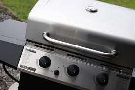 Best Gas Grills Under 300 Reviews And Buyer S Guide Best Gas Grills Clean Grill Propane Grill