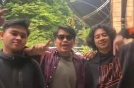 Iqbaal cjr punya banyak cita cita. Tanpa Iqbaal Ramadhan 3 Mantan Pesonel Coboy Junior Manggung Bareng Matamata Com