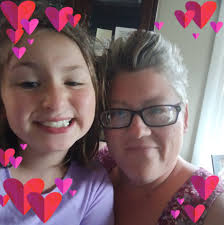 Midland polls: when ur done chewing gum do you👇 Eat it👍 Spit it out ❤️