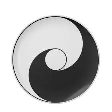 An Ancient Version Of The Traditional Yin Yang Symbol The Yin Yang Is A Chinese Taoist Design Representing How Oppo Yin Yang Art Yin Yang Yin Yang Tattoos