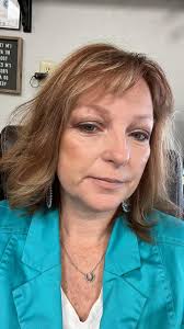 This 106 degree weather is not okay with me. I'll just be over here  patiently creating all the fall looks for you! Eyeshadow: Drift  Butterscotch Filly Bend and Snap