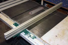 Make A Biesemeyer Fence System Using An Aluminum Extrusion Fence See more ideas about fencing tools, building a fence, tools and accessories.