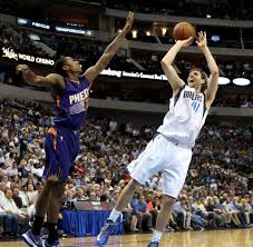 In honor of dirk nowitzki joining the illustrious 30000 point club check out the top 50 plays of his leave a comment here. Nba Saisonstart Nowitzki Der Alternde Kapitan Unter Schiffbruchigen Welt