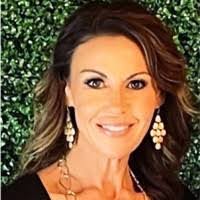 Wendy Meador's Instagram, Twitter & Facebook