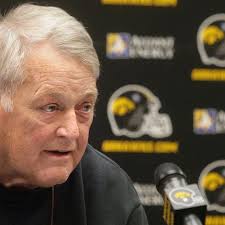 Norm Parker, mastermind of Hawkeye defense, dies